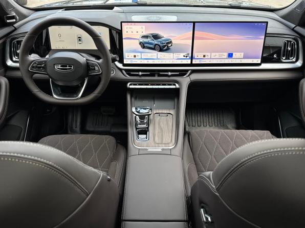 Geely Monjaro I Рестайлинг с пробегом 2026 года, цена 4 120 000 рублей, 10 км, внедорожник, Автокод Объявления