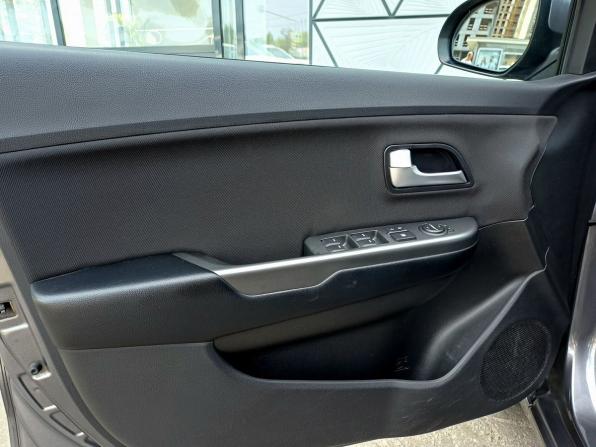 Kia Rio III Рестайлинг с пробегом 2015 года, цена 1 139 000 рублей, 120627 км, хэтчбек, Автокод Объявления