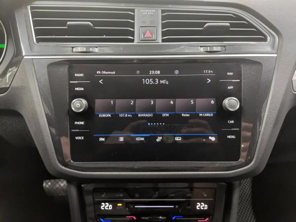 Volkswagen Tiguan II Рестайлинг с пробегом 2021 года, цена 2 599 000 рублей, 86038 км, внедорожник, Автокод Объявления
