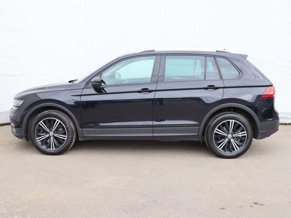 Volkswagen Tiguan II с пробегом 2018 года, цена 2 625 000 рублей, 210820 км, внедорожник, Автокод Объявления