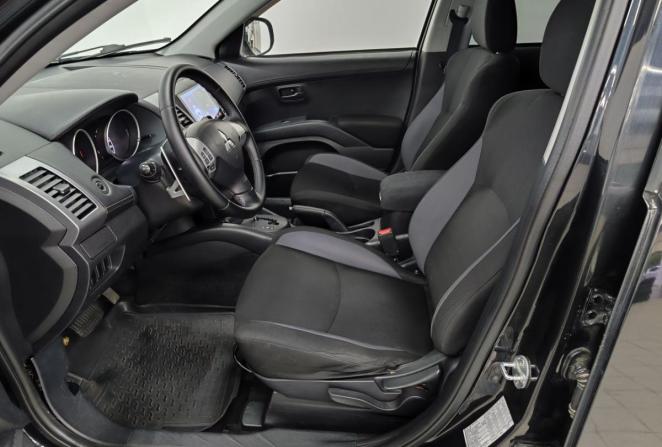 Mitsubishi Outlander II Рестайлинг с пробегом 2010 года, цена 939 000 рублей, 233355 км, внедорожник, Автокод Объявления