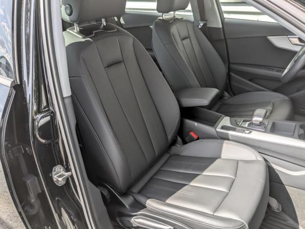 Audi A4 V (B9) Рестайлинг с пробегом 2022 года, цена 3 650 000 рублей, 21987 км, седан, Автокод Объявления