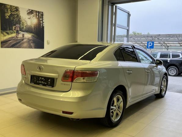 Toyota Avensis III с пробегом 2009 года, цена 729 000 рублей, 270000 км, седан, Автокод Объявления