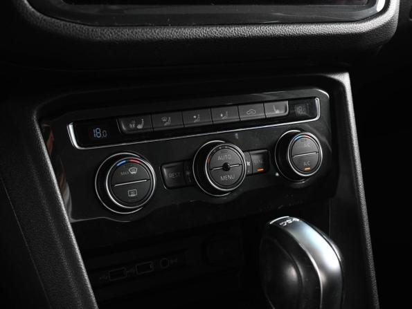 Volkswagen Tiguan II с пробегом 2019 года, цена 2 399 000 рублей, 144044 км, внедорожник, Автокод Объявления