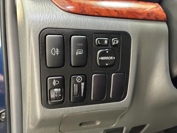 Toyota Land Cruiser Prado 120 Series с пробегом 2006 года, цена 1 985 000 рублей, 276000 км, внедорожник, Автокод Объявления