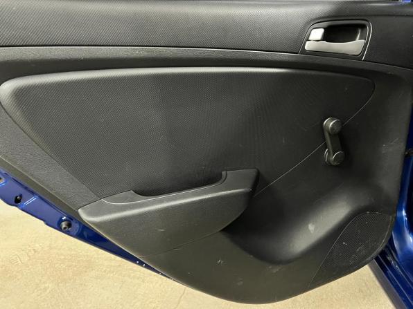 Hyundai Solaris I с пробегом 2012 года, цена 450 000 рублей, 278466 км, хэтчбек, Автокод Объявления