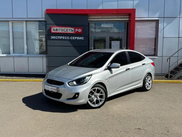 Hyundai Solaris I с пробегом 2012 года, цена 946 000 рублей, 168298 км, седан, Автокод Объявления