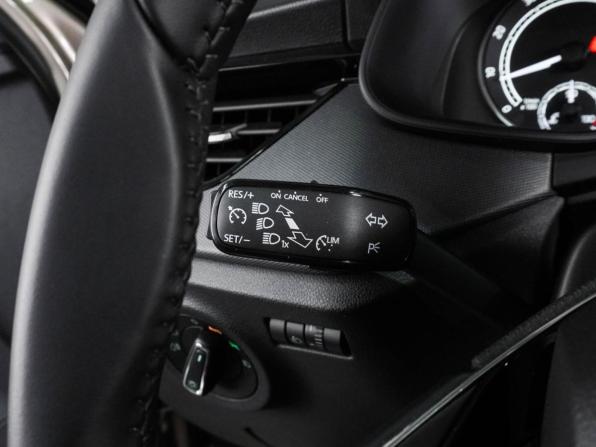 Skoda Rapid II с пробегом 2022 года, цена 2 349 000 рублей, 12774 км, лифтбек, Автокод Объявления