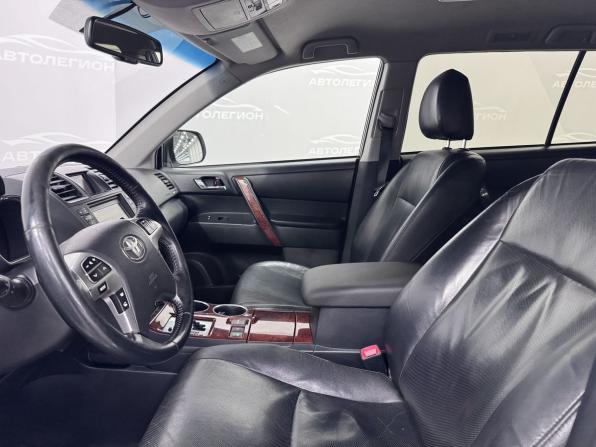 Toyota Highlander II (XU40) Рестайлинг с пробегом 2011 года, цена 2 225 000 рублей, 310000 км, внедорожник, Автокод Объявления