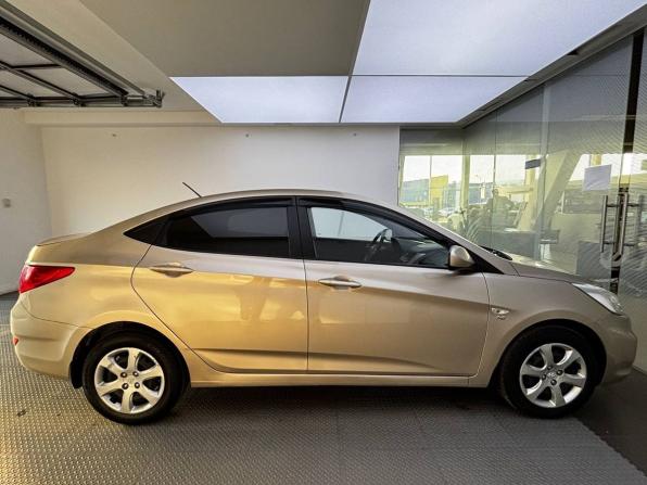 Hyundai Solaris I с пробегом 2014 года, цена 760 000 рублей, 173300 км, седан, Автокод Объявления