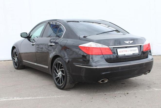 Hyundai Genesis I с пробегом 2010 года, цена 870 000 рублей, 165756 км, седан, Автокод Объявления