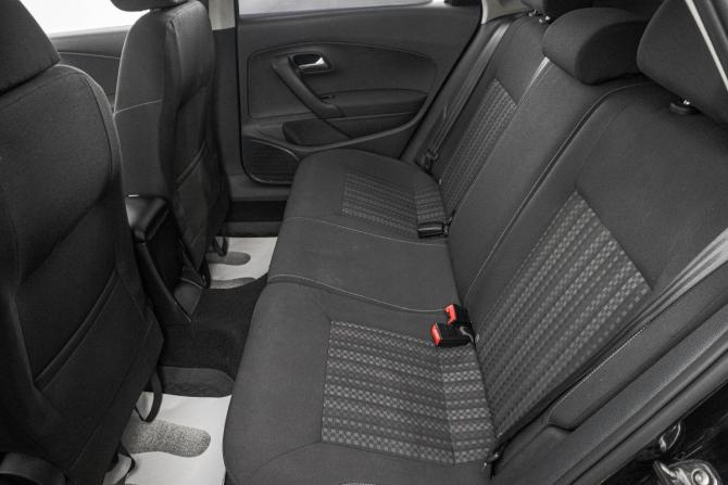 Volkswagen Polo V Рестайлинг с пробегом 2015 года, цена 1 149 000 рублей, 207000 км, седан, Автокод Объявления