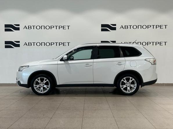 Mitsubishi Outlander III Рестайлинг с пробегом 2014 года, цена 1 199 000 рублей, 195722 км, внедорожник, Автокод Объявления