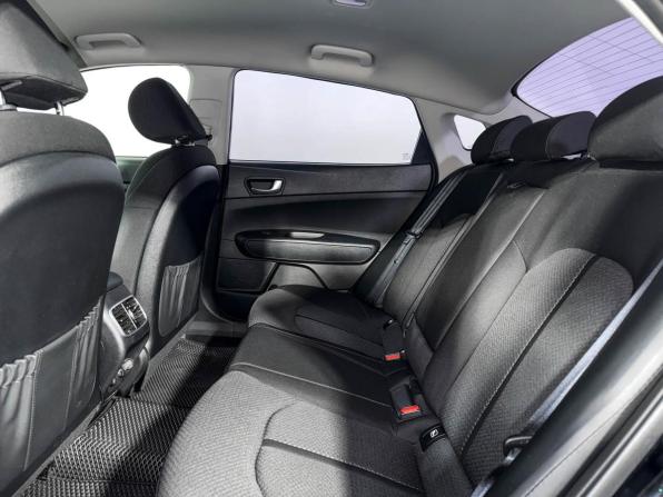 Kia Optima IV Рестайлинг с пробегом 2019 года, цена 1 830 000 рублей, 102235 км, седан, Автокод Объявления