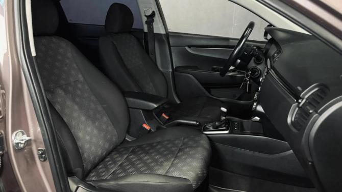 Kia Rio IV Рестайлинг с пробегом 2020 года, цена 1 680 000 рублей, 74100 км, седан, Автокод Объявления
