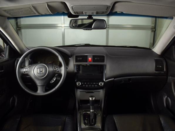Honda Accord VII Рестайлинг с пробегом 2007 года, цена 902 999 рублей, 242020 км, седан, Автокод Объявления