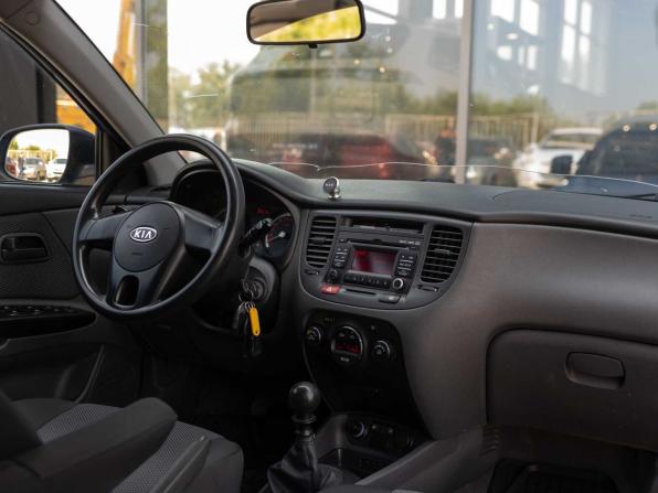 Kia Rio II Рестайлинг с пробегом 2010 года, цена 470 000 рублей, 292009 км, хэтчбек, Автокод Объявления