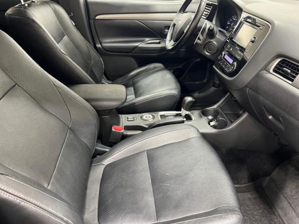 Mitsubishi Outlander III с пробегом 2012 года, цена 1 255 000 рублей, 191000 км, внедорожник, Автокод Объявления