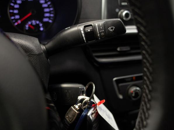 Kia Optima IV Рестайлинг с пробегом 2019 года, цена 1 590 000 рублей, 221040 км, седан, Автокод Объявления
