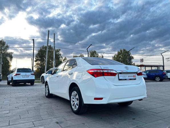 Toyota Corolla XI (E160 E170 E180) с пробегом 2013 года, цена 1 280 000 рублей, 125645 км, седан, Автокод Объявления