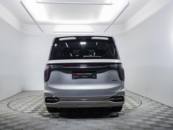 Hongqi HQ9 с пробегом 2022 года, цена 4 370 000 рублей, 41565 км, минивэн, Автокод Объявления