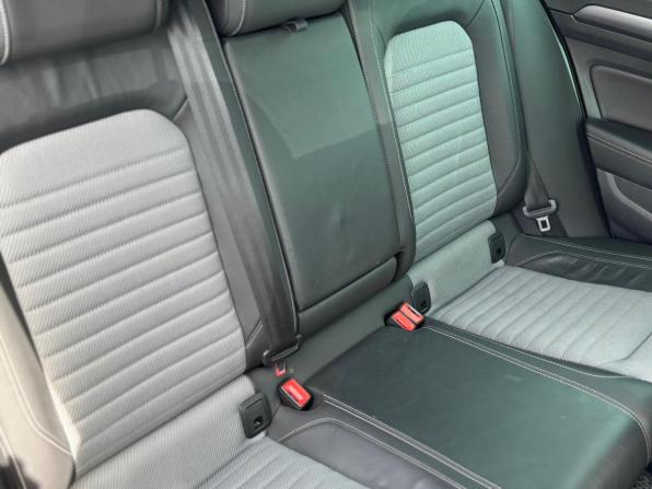 Volkswagen Passat B8 с пробегом 2019 года, цена 2 195 000 рублей, 241690 км, универсал, Автокод Объявления