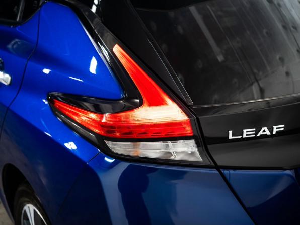 Nissan Leaf II (ZE1) с пробегом 2017 года, цена 1 780 000 рублей, 154508 км, хэтчбек, Автокод Объявления
