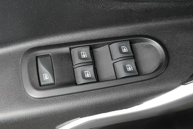 Lada (ВАЗ) XRAY I с пробегом 2019 года, цена 959 000 рублей, 110000 км, хэтчбек, Автокод Объявления