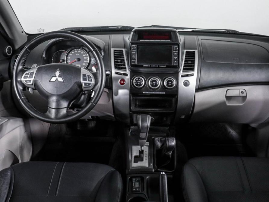 Mitsubishi Pajero Sport II Рестайлинг Москва  - изображение 12