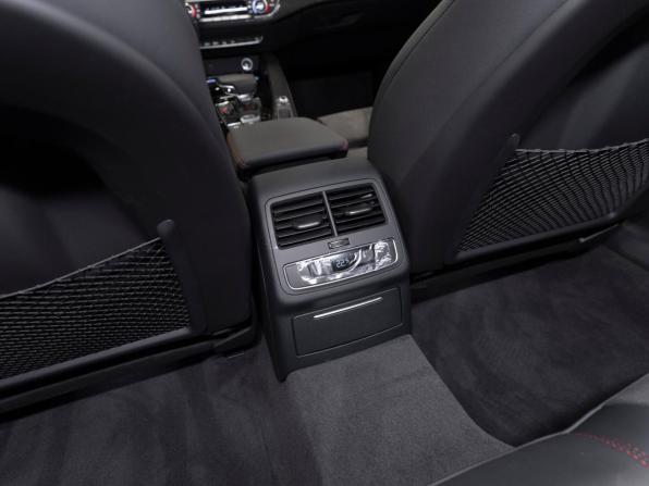 Audi A4 V (B9) Рестайлинг с пробегом 2025 года, цена 5 700 000 рублей, 50 км, седан, Автокод Объявления