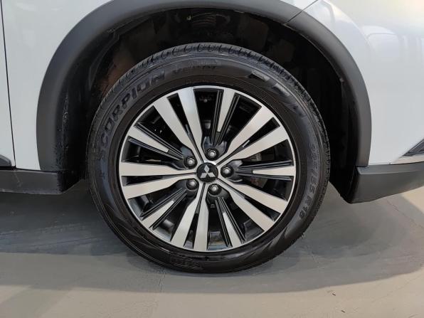 Mitsubishi Outlander III Рестайлинг 3 с пробегом 2019 года, цена 2 272 000 рублей, 101738 км, внедорожник, Автокод Объявления