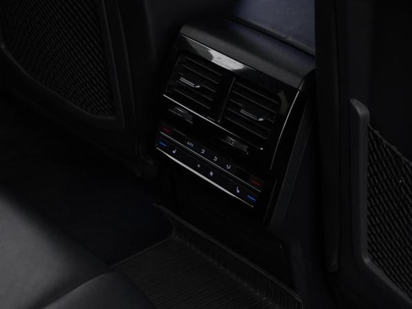 Volkswagen Touareg III с пробегом 2023 года, цена 8 149 077 рублей, 65123 км, внедорожник, Автокод Объявления