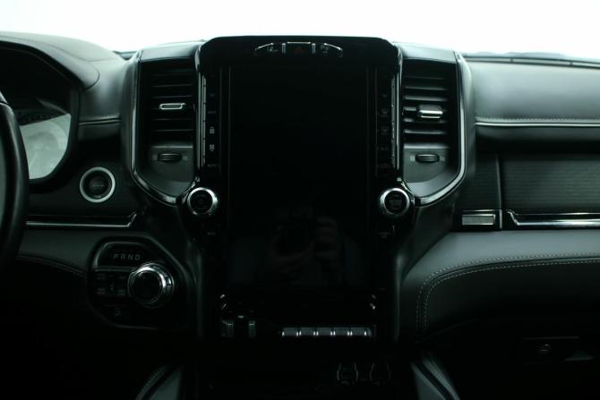 Ram 1500 V с пробегом 2022 года, цена 9 395 000 рублей, 29520 км, пикап, Автокод Объявления