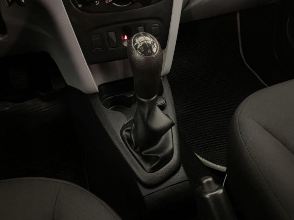 Renault Logan II с пробегом 2014 года, цена 595 000 рублей, 133437 км, седан, Автокод Объявления