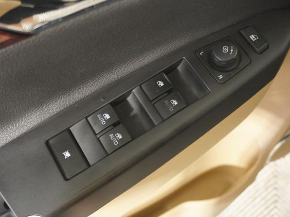 Opel Antara I Рестайлинг с пробегом 2012 года, цена 971 000 рублей, 201446 км, внедорожник, Автокод Объявления