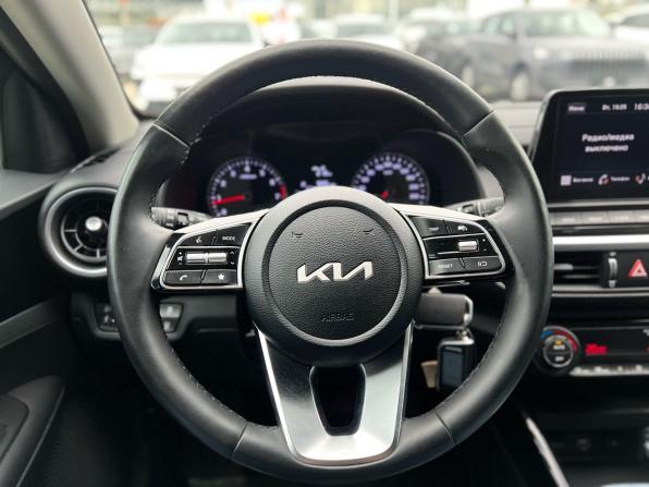 Kia Cerato IV Рестайлинг с пробегом 2021 года, цена 2 415 000 рублей, 44730 км, седан, Автокод Объявления