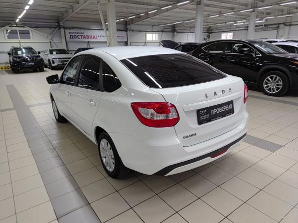 Lada (ВАЗ) Granta I Рестайлинг с пробегом 2022 года, цена 825 000 рублей, 29193 км, лифтбек, Автокод Объявления