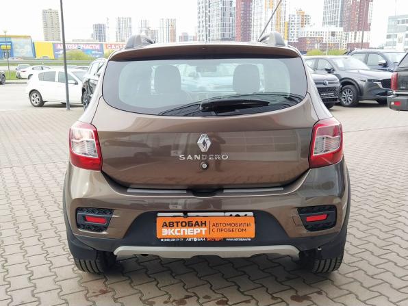 Renault Sandero II Рестайлинг с пробегом 2020 года, цена 1 060 000 рублей, 117501 км, хэтчбек, Автокод Объявления