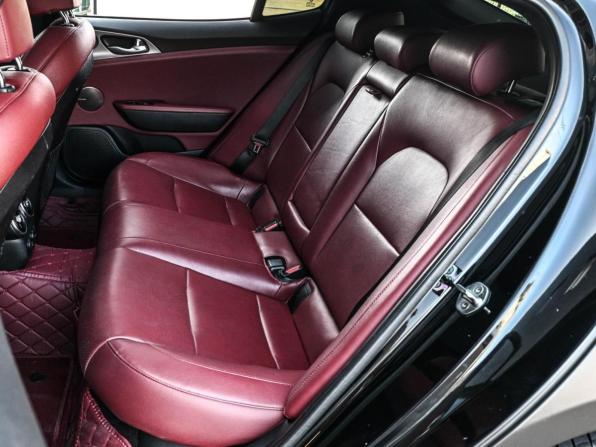 Kia Stinger I с пробегом 2018 года, цена 2 329 000 рублей, 238856 км, лифтбек, Автокод Объявления