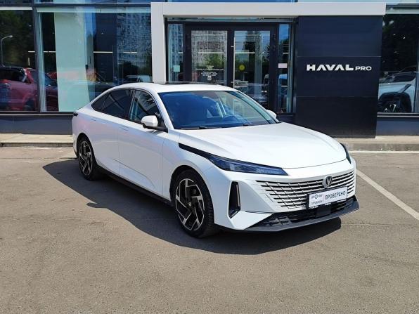 Changan Lamore с пробегом 2024 года, цена 2 010 000 рублей, 12373 км, седан, Автокод Объявления