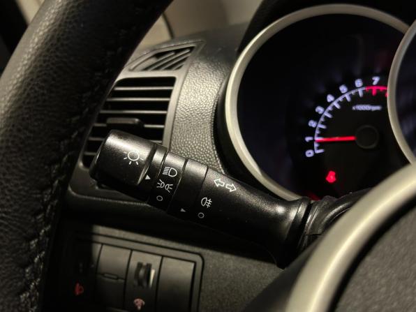 Kia Venga I с пробегом 2012 года, цена 1 050 000 рублей, 98202 км, минивэн, Автокод Объявления