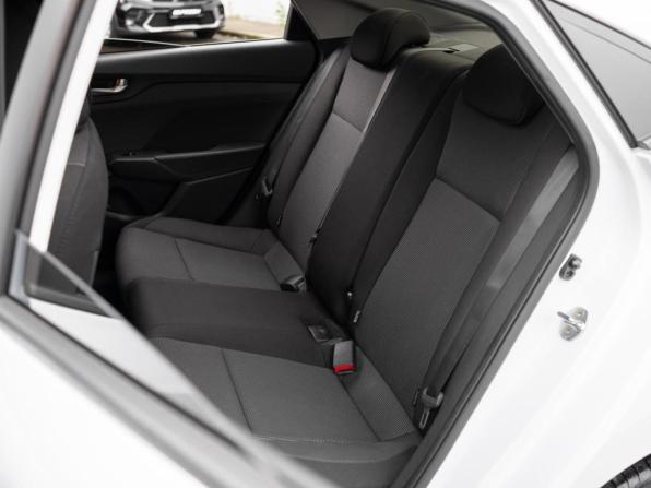 Hyundai Solaris II с пробегом 2020 года, цена 1 579 000 рублей, 48076 км, седан, Автокод Объявления