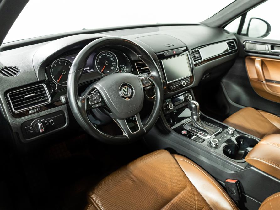 Volkswagen Touareg II Санкт-Петербург  - изображение 11