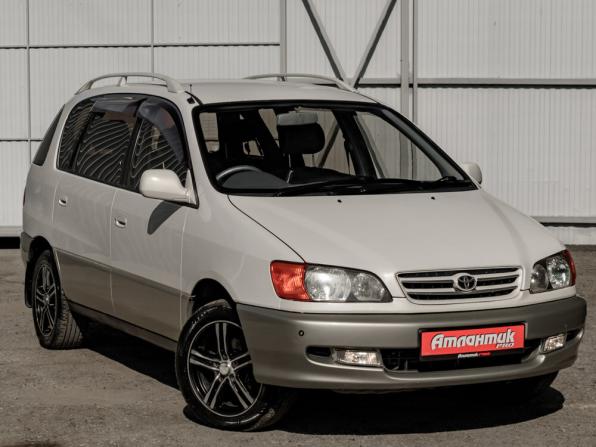 Toyota Ipsum I (M10) с пробегом 1998 года, цена 590 000 рублей, 386812 км, минивэн, Автокод Объявления