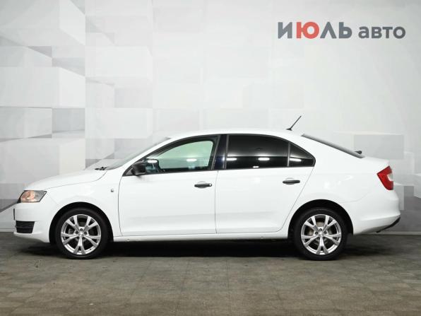 Skoda Rapid I с пробегом 2016 года, цена 990 000 рублей, 153419 км, лифтбек, Автокод Объявления