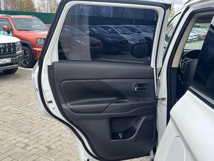 Mitsubishi Outlander III Сыктывкар  - изображение 13