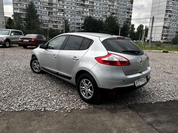 Renault Megane III Рестайлинг с пробегом 2014 года, цена 750 000 рублей, 130000 км, хэтчбек, Автокод Объявления