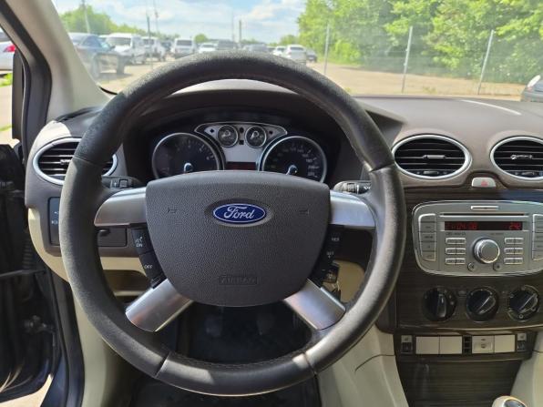 Ford Focus II Рестайлинг с пробегом 2008 года, цена 550 000 рублей, 224861 км, седан, Автокод Объявления