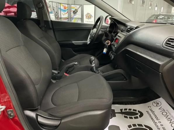 Kia Rio IV с пробегом 2017 года, цена 940 000 рублей, 151019 км, седан, Автокод Объявления
