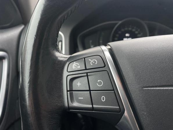 Volvo S60 II Рестайлинг с пробегом 2014 года, цена 1 079 000 рублей, 161600 км, седан, Автокод Объявления